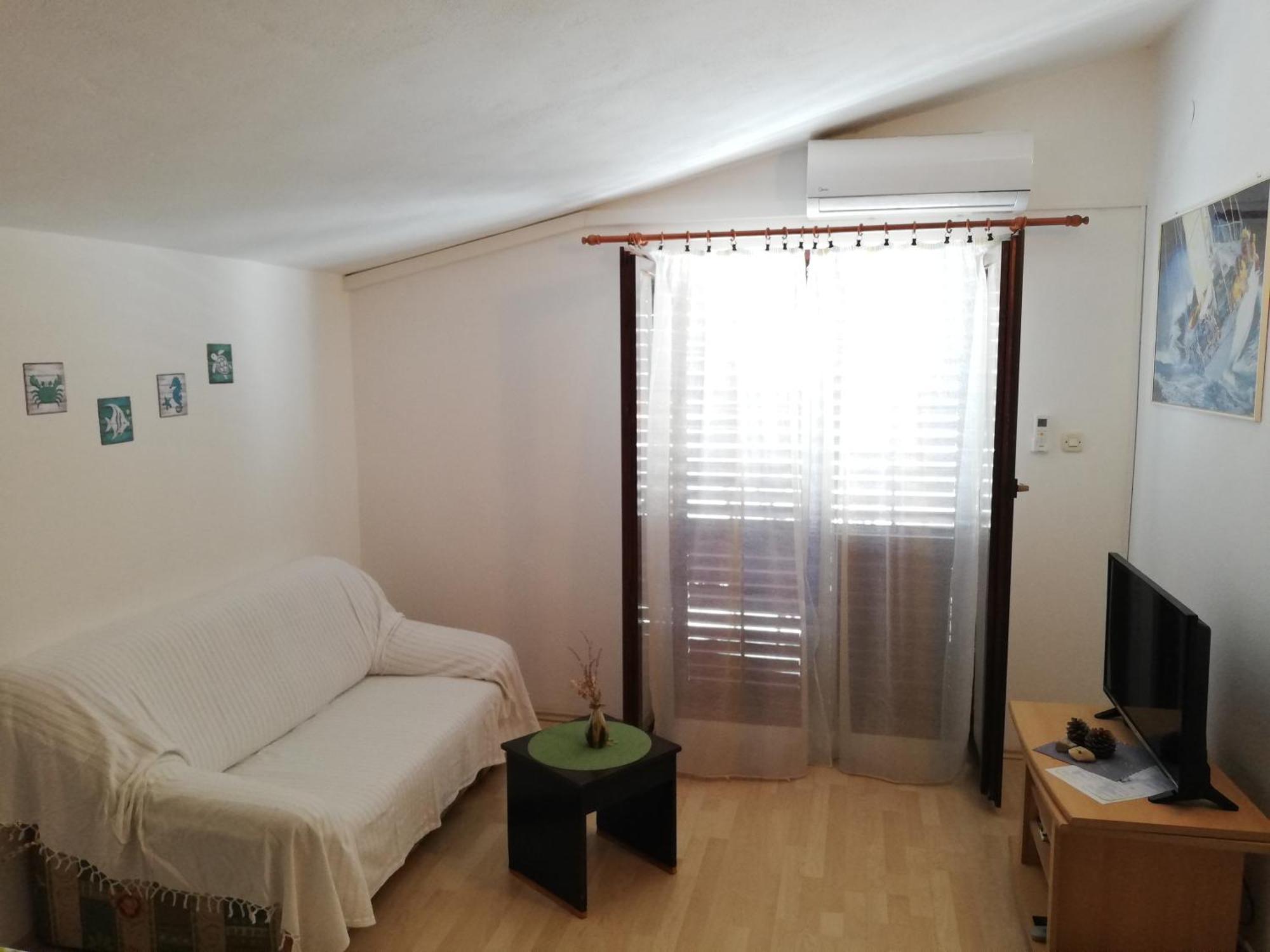 Apartament Dino